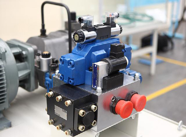 樱桃视频香蕉配件--液壓元件，油缸密封圈等